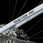 Reaction-Hybrid-Pro-750-Easy-Entry-flashwhite-n-black-634113-4