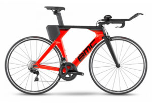 BMC TIMEMACHINE ONE TRIATHLONRAD SHIMANO 105 11F 700 MM ROT SCHWARZ 2022.jpg